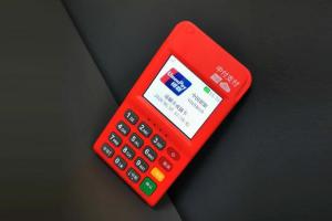 中付刷POS机：刷卡及扫码收款流程